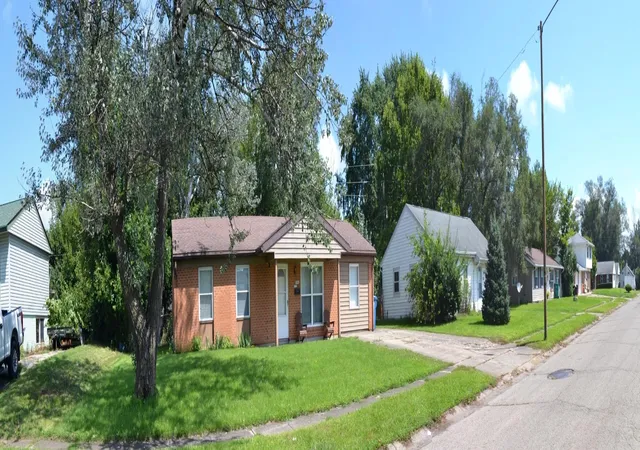 2nd image of 846 Aspen Rd, New Carlisle, OH 45344 | MLS# 226031934