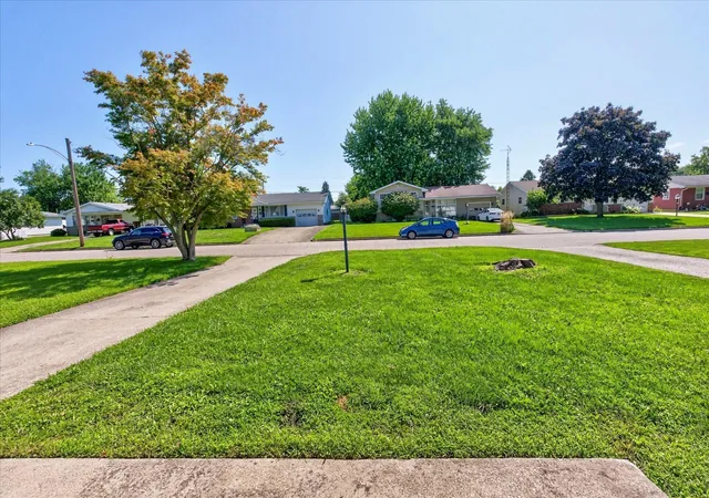 2nd image of 165 Eastview Rd, Washington Court House, OH 43160 | MLS# 226031927
