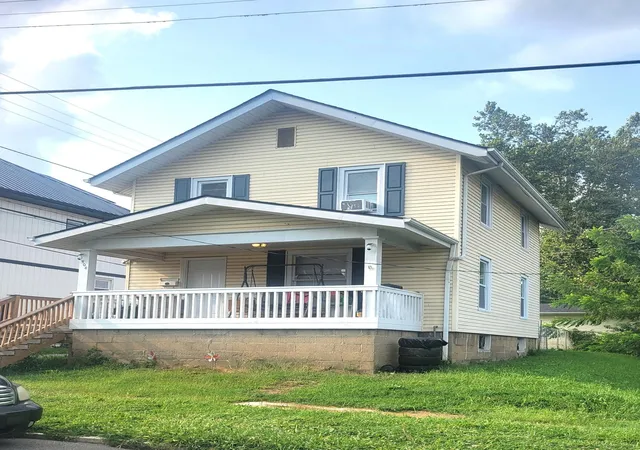 1st image of 504 Clarendon St, Newark, OH 43055 | MLS# 226031933