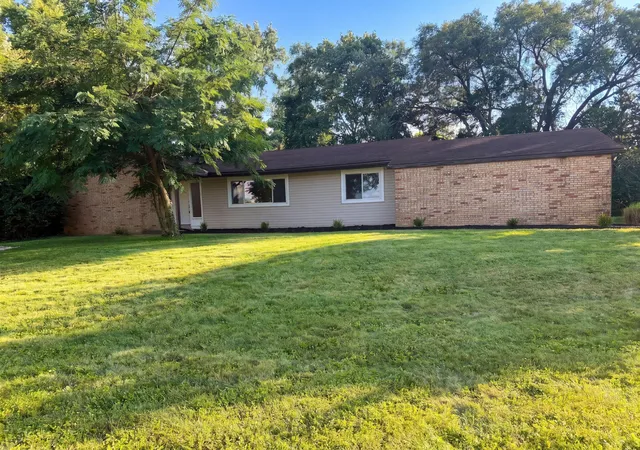 1st image of 725 Lawson Dr, Westerville, OH 43081 | MLS# 226031947