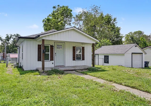 16th image of 7 E Vine St, Jackson, OH 45640 | MLS# 226031948