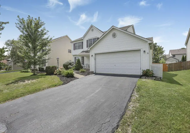 Photo 4 of Single family home for sale at 1845 Woodside Dr, Marysville, OH 43040 | MLS# 226032205 | Listing updated on 2026-10-27