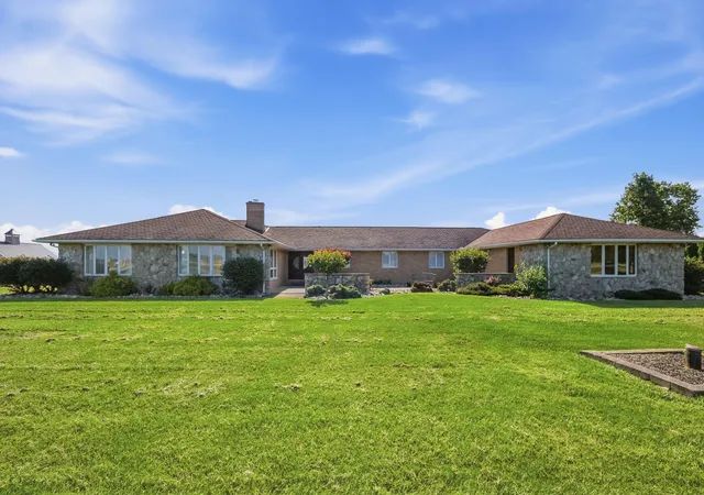 Photo 1 of Single family home for sale at 3676 Us Hwy 62 Ne, Washington Court House, OH 43160 | MLS# 226032658 | Listing updated on 2026-08-28