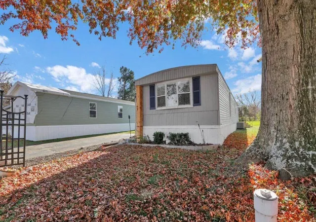Photo 3 of Single family home for sale at 42 Deerpath Rd, Chillicothe, OH 45601 | MLS# 226031973 | Listing updated on 2026-09-01