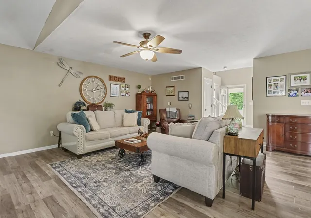4th image of 6891 Olga Ct, Westerville, OH 43082 | MLS# 226032058