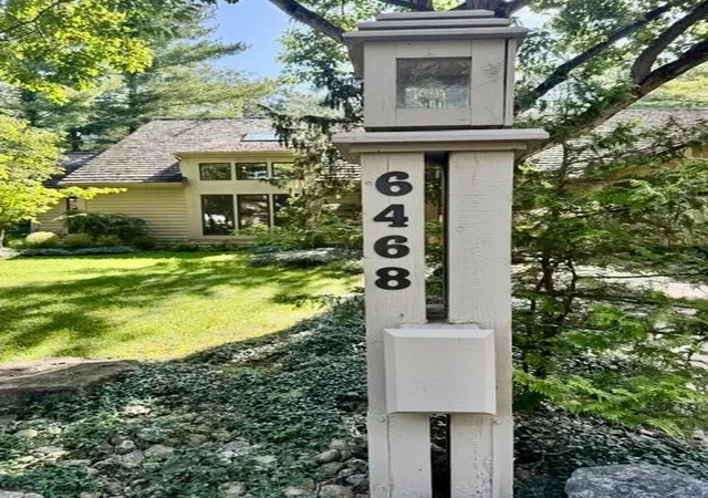 Photo 2 of Sale Pending at 6468 Quarry Ln, Dublin, OH 43017 | MLS# 226032432 | Listing updated on 2026-09-22