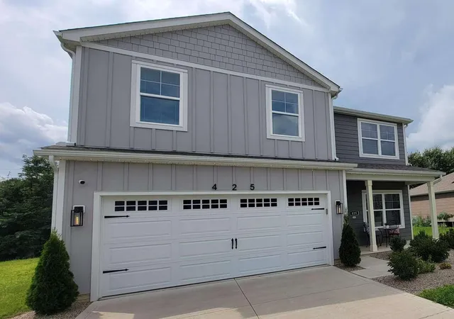 Photo 3 of Single family home for sale at 425 Park Vista Dr, Delaware, OH 43015 | MLS# 226032059 | Listing updated on 2026-10-23
