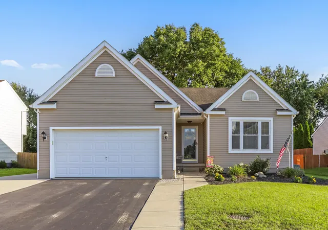 2nd image of 381 Sycamore Dr, Circleville, OH 43113 | MLS# 226032004