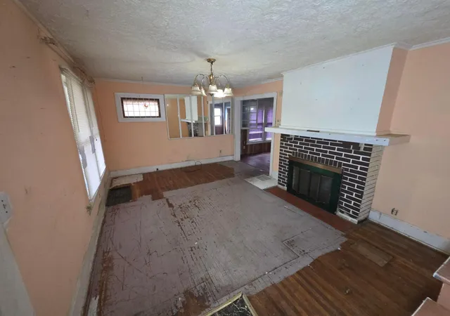 2nd image of 1863 Agler Rd, Columbus, OH 43224 | MLS# 226032005