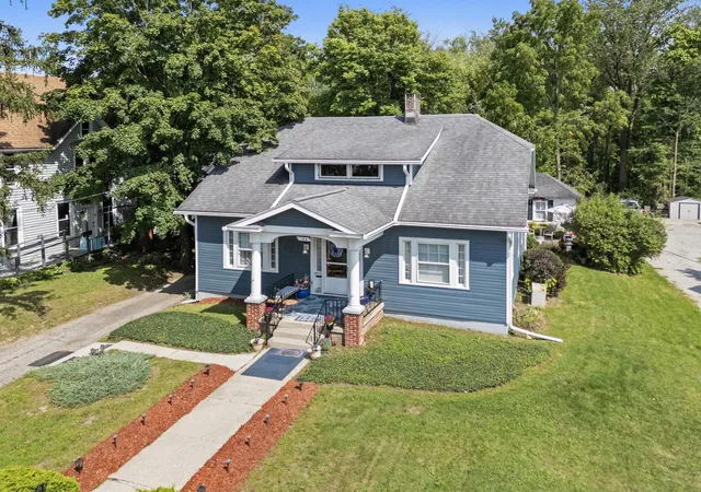 Photo 1 of Single family home for sale at 164 N Main St, Mount Gilead, OH 43338 | MLS# 226032145 | Listing updated on 2026-09-18