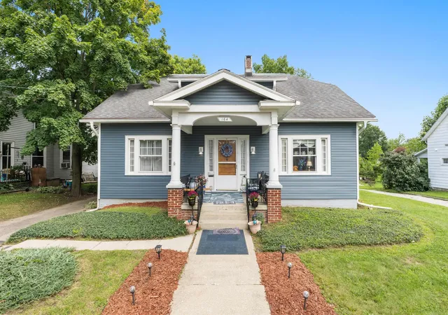 Photo 2 of Single family home for sale at 164 N Main St, Mount Gilead, OH 43338 | MLS# 226032145 | Listing updated on 2026-09-18