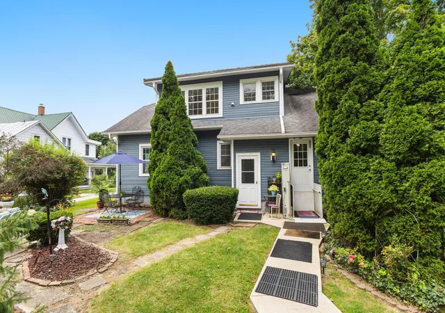 Photo 3 of Single family home for sale at 164 N Main St, Mount Gilead, OH 43338 | MLS# 226032145 | Listing updated on 2026-09-18