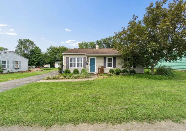 Photo 1 of Single family home for sale at 370 Sunnyview Dr, Circleville, OH 43113 | MLS# 226032011 | Listing updated on 2026-09-04