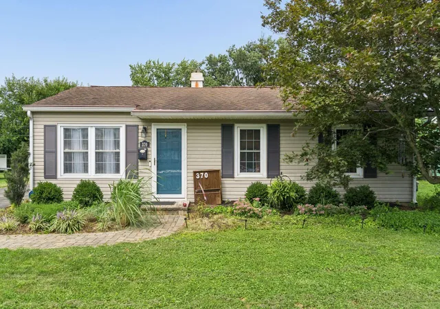 Photo 4 of Single family home for sale at 370 Sunnyview Dr, Circleville, OH 43113 | MLS# 226032011 | Listing updated on 2026-09-04