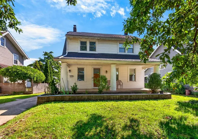 Photo 1 of Single family home for sale at 44 Binns Blvd, Columbus, OH 43204 | MLS# 226032726 | Listing updated on 2026-10-07