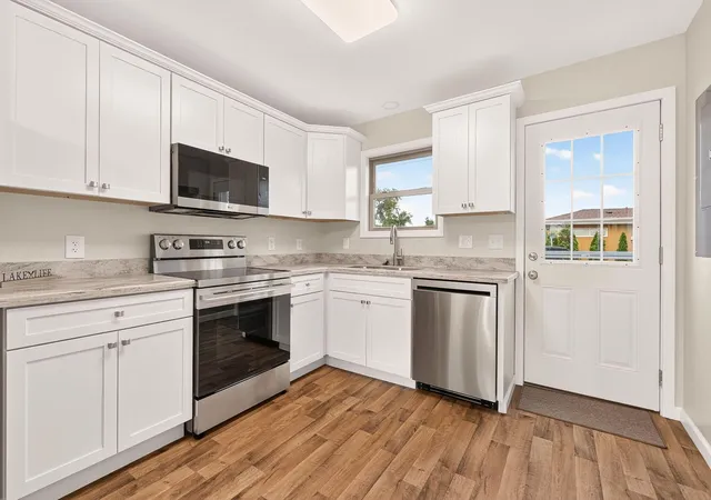 Listing Photo 5 - Condo for sale in building located at 135 Brads Wy, Russells Point, OH 43348 - Unit #3