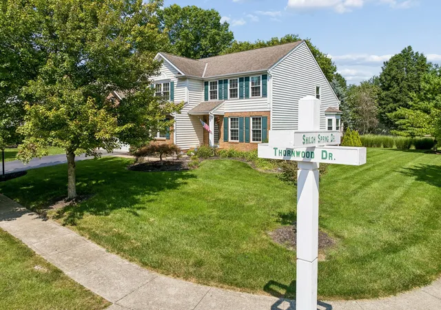 Photo 2 of Single family home for sale at 5235 Thornwood Dr, Westerville, OH 43082 | MLS# 226032029 | Listing updated on 2026-09-14