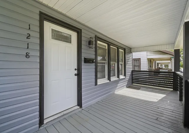 Photo 3 of Single family home for sale at 1218 E 22nd Ave, Columbus, OH 43211 | MLS# 226032026 | Listing updated on 2026-09-22