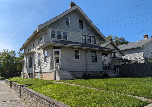 Photo 3 of House for sale at 2422 N 4Th St, Columbus, OH 43202 | MLS# 226032506 | Listing updated on 2026-08-26