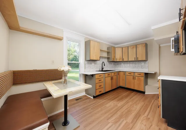 Photo 3 of Single family home for sale at 365 W Columbia St, Marion, OH 43302 | MLS# 226032988 | Listing updated on 2026-09-14