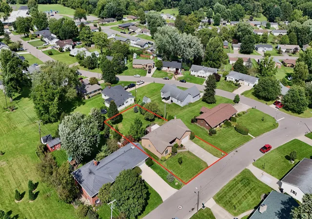 image of 2074 Coldspring Dr, Lancaster, OH 43130 | MLS# 226032051