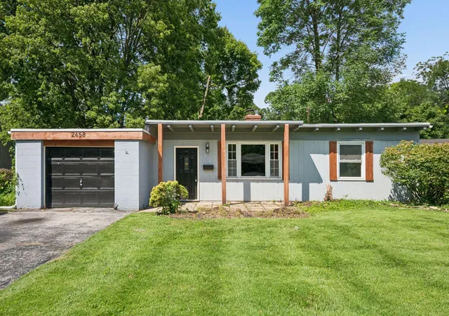 Photo 3 of Single family home for sale at 2458 Edgevale Rd, Columbus, OH 43221 | MLS# 226032054 | Listing updated on 2026-09-12