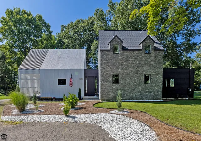 Photo 1 of Single family home for sale at 8206 Maxtown Rd, Westerville, OH 43082 | MLS# 226032378 | Listing updated on 2026-09-13