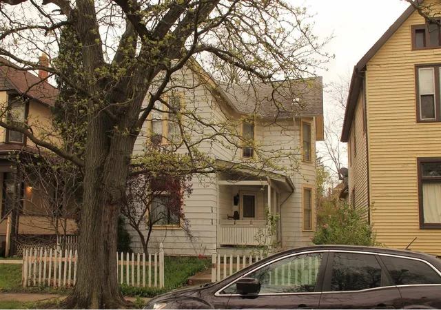 Photo 3 of Single family home for sale at 65 E Duncan St, Columbus, OH 43202 | MLS# 226032133 | Listing updated on 2026-08-25