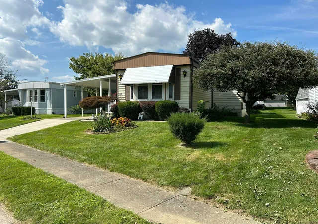 Photo 2 of Single family home for sale at 48 Beech Dr, Springfield, OH 45502 | MLS# 226032778 | Listing updated on 2026-09-09