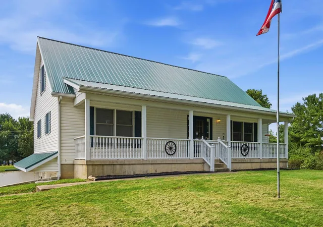 Single family home for sale at 5564 County Road 109, Mount Gilead, OH 43338 | MLS# 226032273