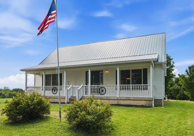 Photo 2 of Single family home for sale at 5564 County Road 109, Mount Gilead, OH 43338 | MLS# 226032273 | Listing updated on 2026-10-04