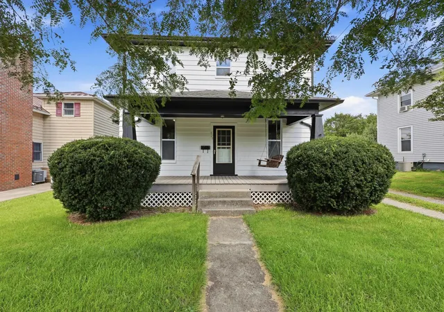 Photo 1 of Single family home for sale at 629 E Columbus Ave, Bellefontaine, OH 43311 | MLS# 226032192 | Listing updated on 2026-09-05