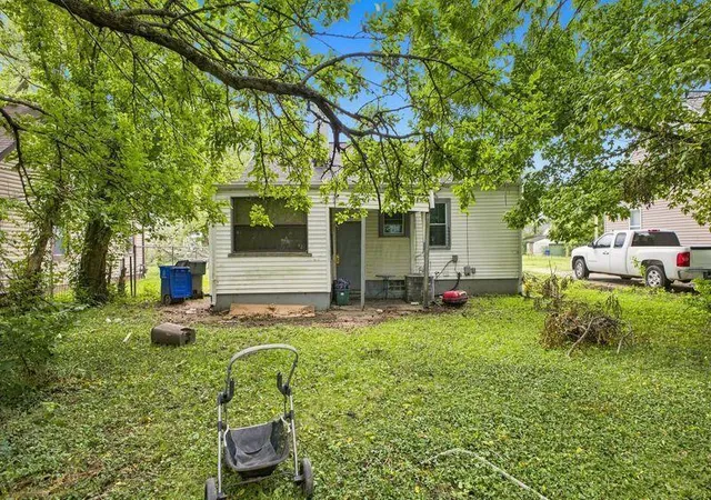 Photo 3 of Single family home for sale at 2328 Middlehurst Dr, Columbus, OH 43219 | MLS# 226032154 | Listing updated on 2026-09-29