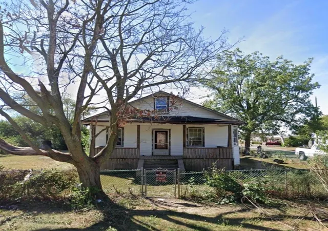 Photo 1 of Sale Pending at 17 Miron St, Bloomingburg, OH 43106 | MLS# 226032159 | Listing updated on 2026-09-01