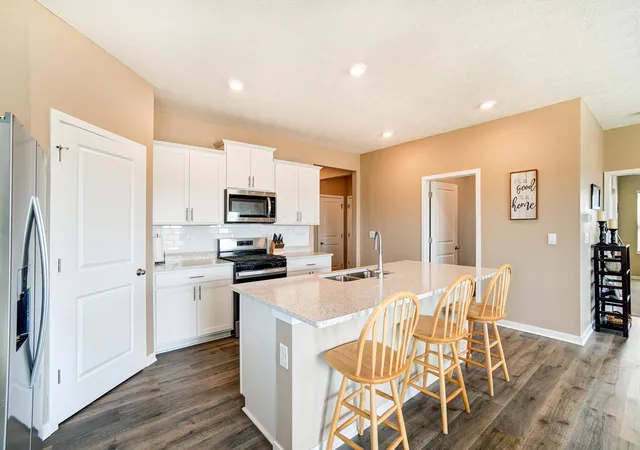 Photo 3 of Single family home for sale at 734 Leslie Dr, Plain City, OH 43064 | MLS# 226032535 | Listing updated on 2026-08-27