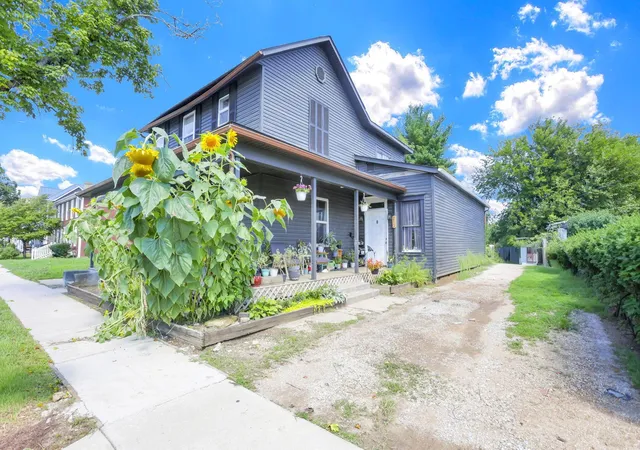 Photo 3 of House for sale at 210 N Walnut St, Logan, OH 43138 | MLS# 226032831 | Listing updated on 2026-08-28