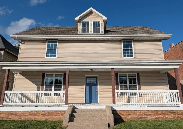 Single family home for sale at 60 N London St, Mount Sterling, OH 43143 | MLS# 226032306