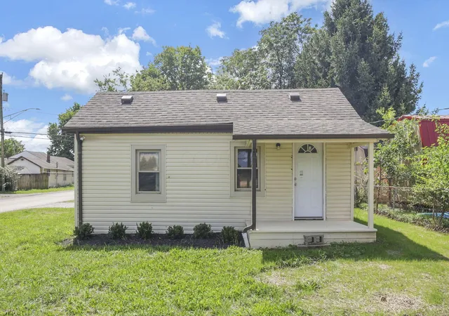 Photo 2 of Single family home for sale at 679 Lock Ave, Columbus, OH 43207 | MLS# 226032196 | Listing updated on 2026-09-14