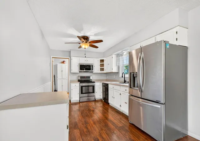 Photo 4 of Single family home for sale at 284 Cline Ct, Ashville, OH 43103 | MLS# 226032333 | Listing updated on 2026-08-26
