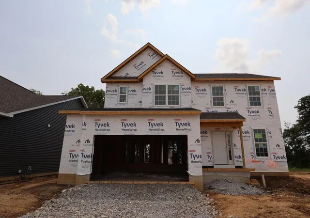 Photo 1 of Single family home for sale at 27 Englewood Rd, Commercial Point, OH 43116 | MLS# 226032228 | Listing updated on 2026-09-02