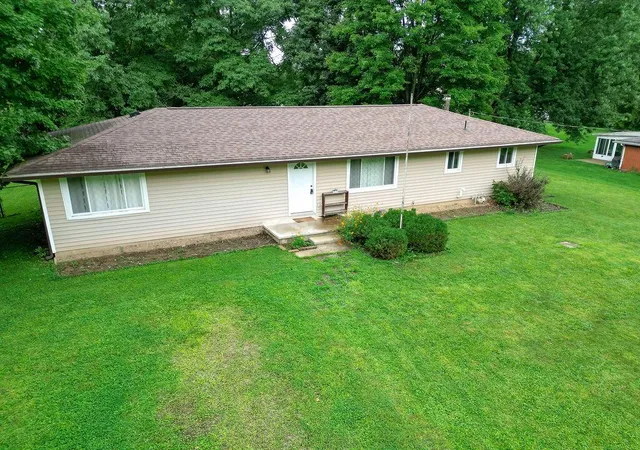 Photo 1 of Single family home for sale at 14207 Eldon Dr, Mount Vernon, OH 43050 | MLS# 226032248 | Listing updated on 2026-08-26