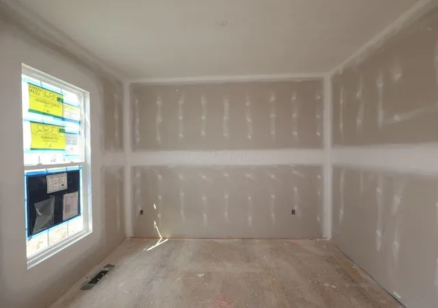 Photo 2 of Sale Pending at 3882 Maize View Dr, Delaware, OH 43015 | MLS# 226032238 | Listing updated on 2026-09-10
