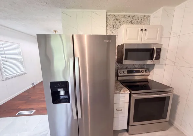 Photo 2 of Single family home for sale at 601 Rhoads Ave, Columbus, OH 43205 | MLS# 226032240 | Listing updated on 2026-09-30