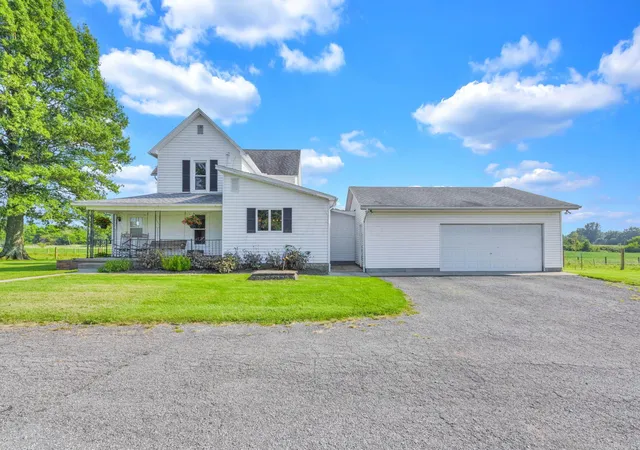 Photo 3 of Single family home for sale at 14373 Weaver Rd, Marysville, OH 43040 | MLS# 226032660 | Listing updated on 2026-10-07