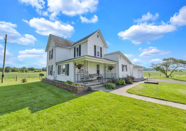 Photo 3 of Single family home for sale at 14373 Weaver Rd, Marysville, OH 43040 | MLS# 226032660 | Listing updated on 2026-10-28