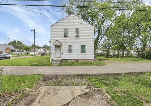 Photo 2 of Multi family home for sale at 1656 1658 Forest St, Columbus, OH 43206 | MLS# 226032258 | Listing updated on 2026-09-02