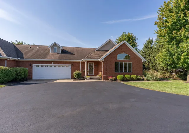 Photo 1 of Condo for sale at 1082 Damon Dr, Washington Court House, OH 43160 | MLS# 226032468 | Listing updated on 2026-09-12