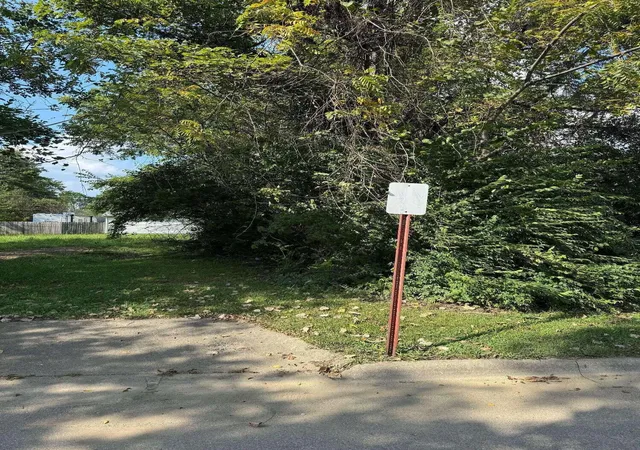 Photo 3 of Land for sale at 0 1St Ave, Urbancrest, OH 43123 | MLS# 226032687 | Listing updated on 2026-09-04
