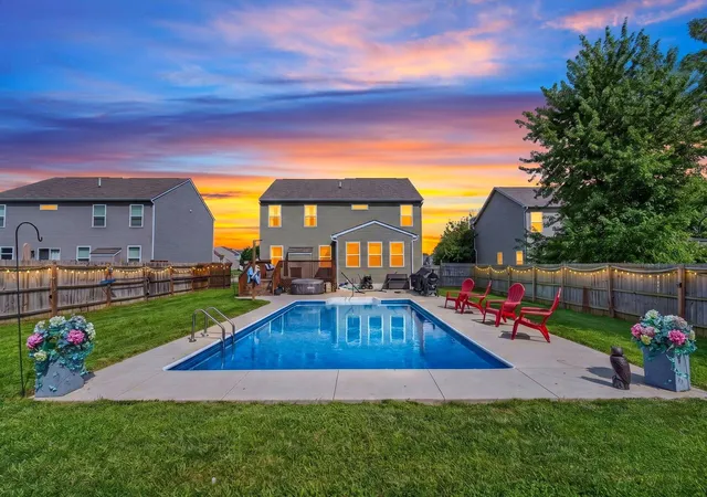 Photo 2 of Single family home for sale at 1465 Atwater Ave, Circleville, OH 43113 | MLS# 226032280 | Listing updated on 2026-08-28