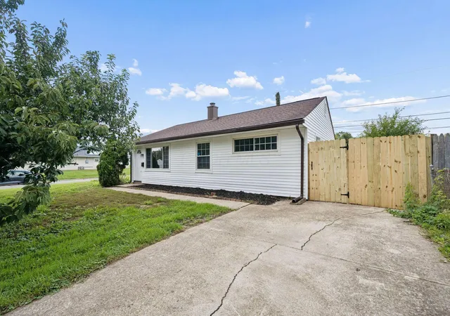 Photo 3 of Single family home for sale at 3419 Homestead Dr, Columbus, OH 43224 | MLS# 226032285 | Listing updated on 2026-09-17